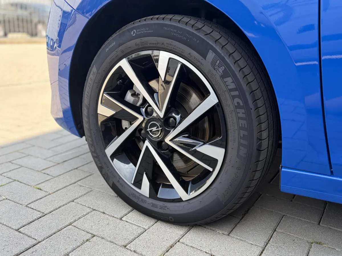 1.2 Turbo GS | Airco | Apple Carplay | Fabrieksgarantie | Cruise Control | Dodehoek | Achteruitrijcamera | Parkeersensoren voor en achter | Mooie auto!!