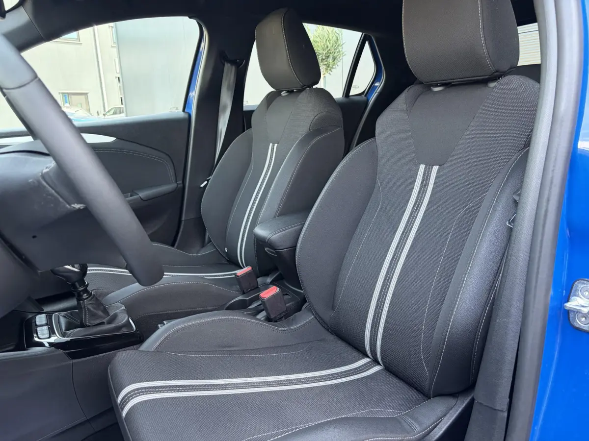 1.2 Turbo GS | Airco | Apple Carplay | Fabrieksgarantie | Cruise Control | Dodehoek | Achteruitrijcamera | Parkeersensoren voor en achter | Mooie auto!!