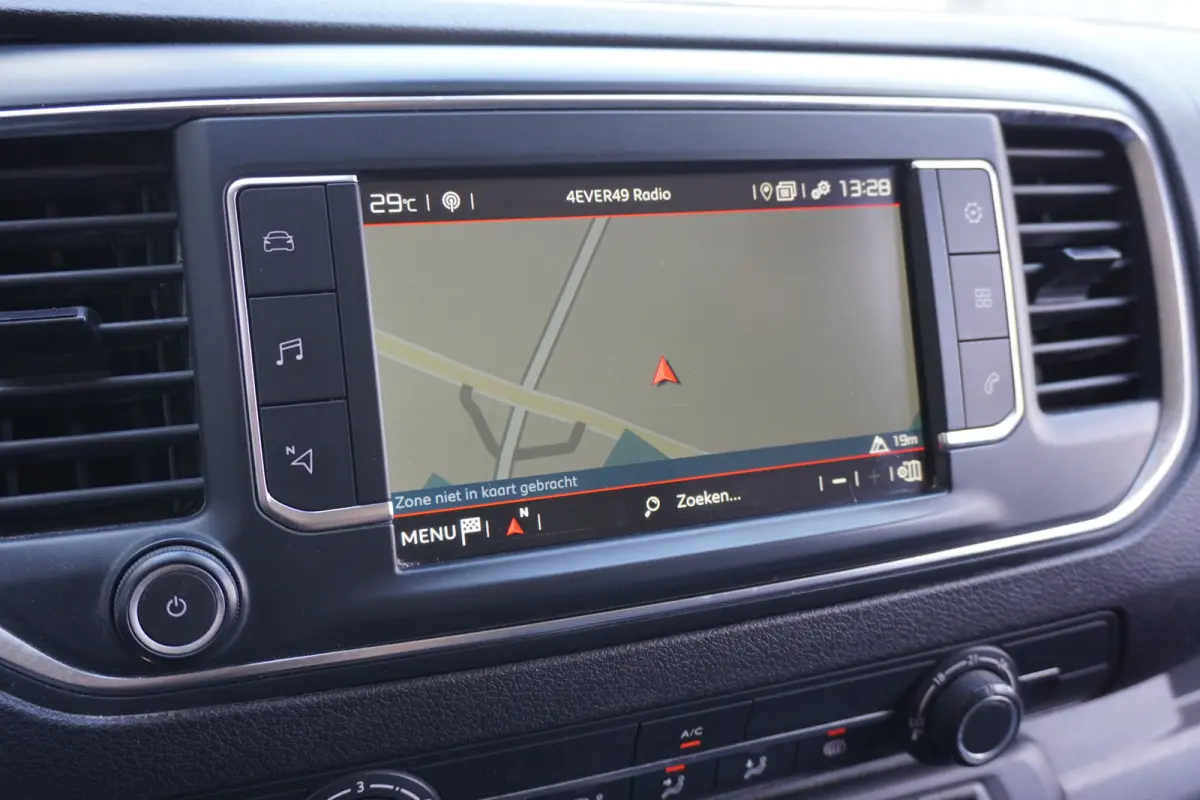 2.0 BlueHDI 120PK EURO 6 - Airco - Navi - Cruise - €11.900,- Excl.