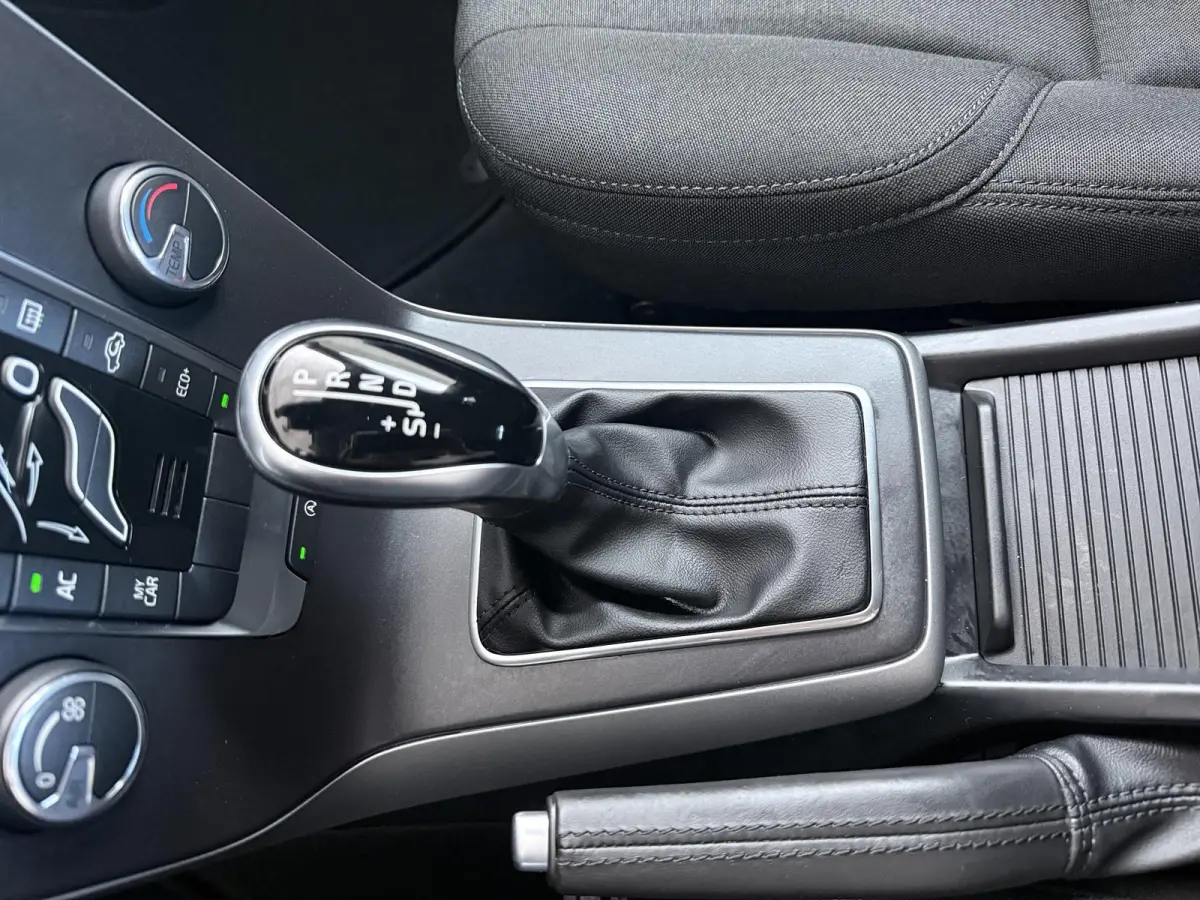 1.5 T2 Kinetic | Automaat | Climate Control | Cruise Control | 25.000 KM |