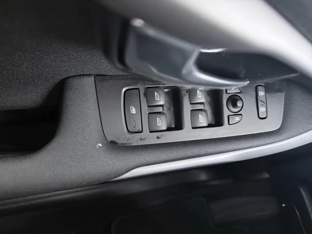 1.5 T2 Kinetic | Automaat | Climate Control | Cruise Control | 25.000 KM |