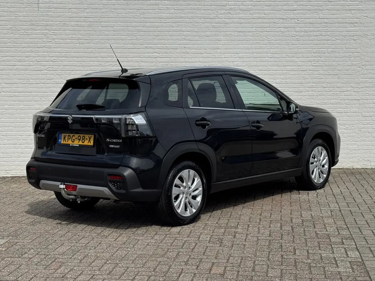 1.4 Boosterjet Comfort Smart Hybrid Trekhaak Afn. Camara Clima Carplay PDC voor en achter