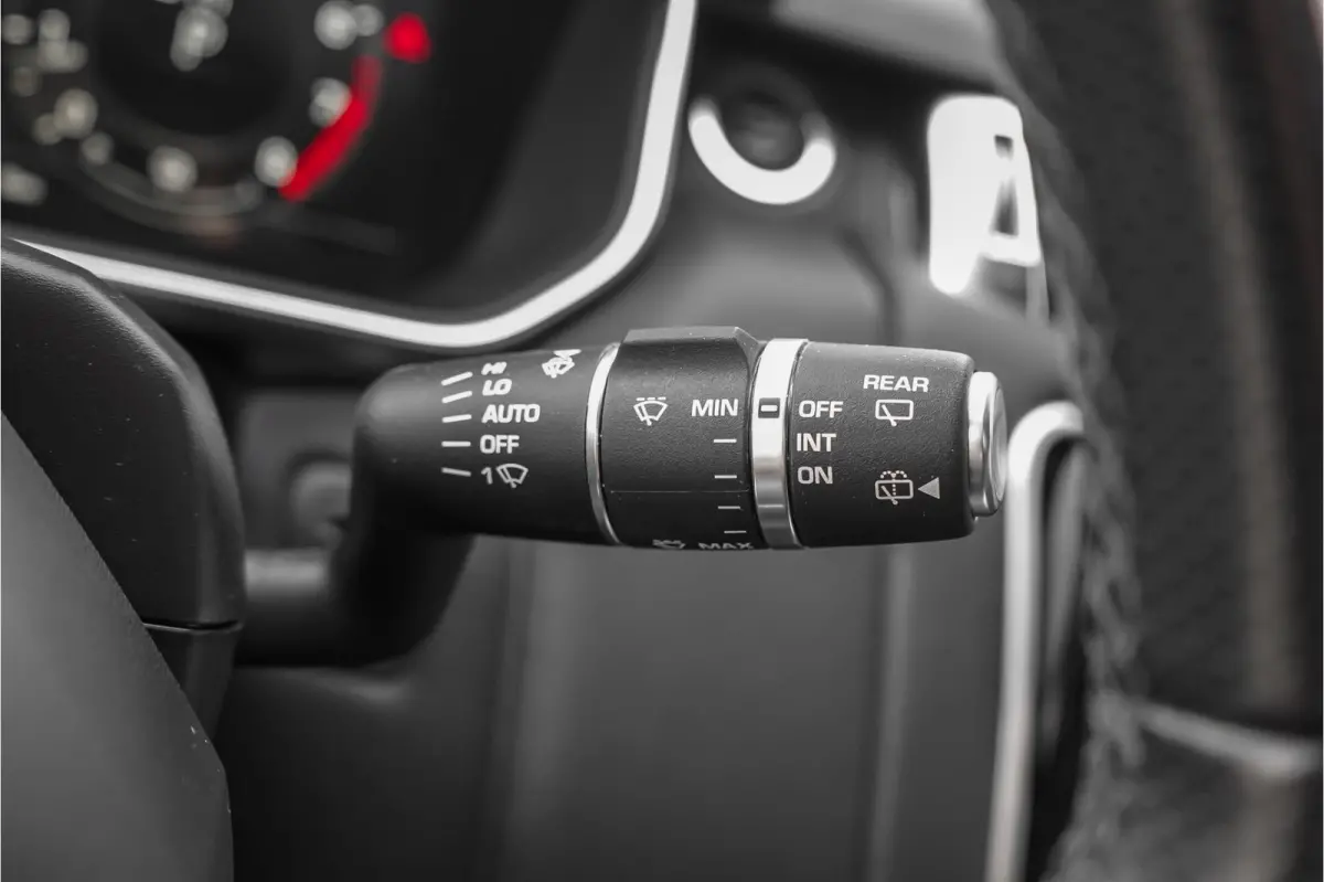 P400e HSE Dynamic Stealth SVO Pano ACC Meridian