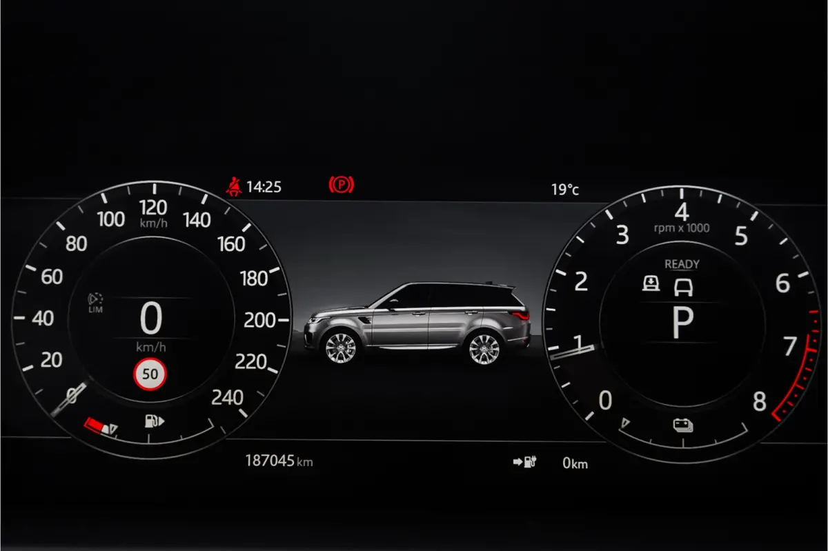 P400e HSE Dynamic Stealth SVO Pano ACC Meridian