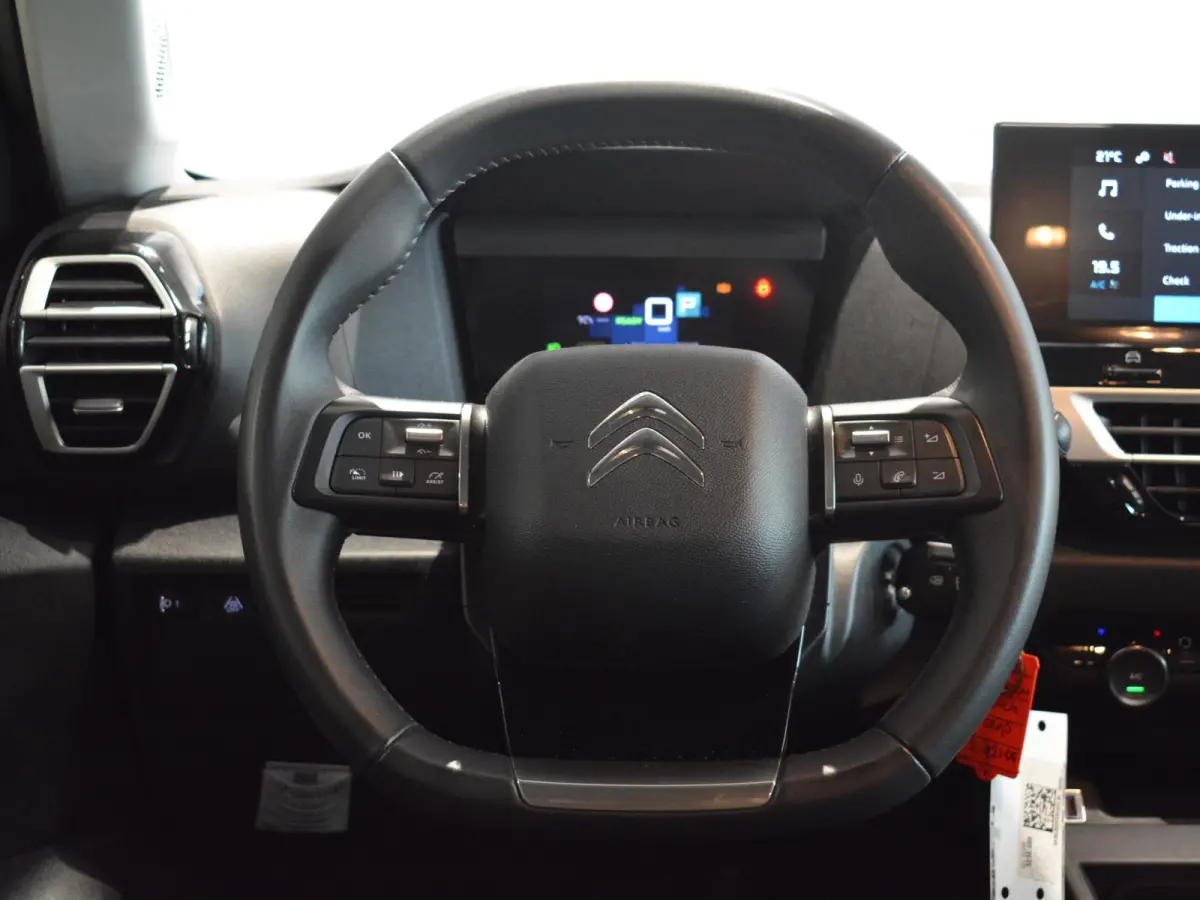 You 50 kWh | Ambiance Urban Grey Comfort Seats | Achteruitrijcamera  | Apple CarPlay / Android Auto | Climate Control |