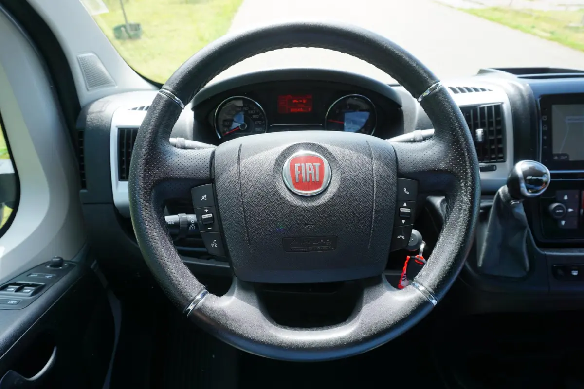 35H 2.3 MultiJet L3H2 in Topstaat |1e eigenaar |Automaat |Grijs |160 pk |3500 KG |2e airbag |Camera |Cruise |Navi |Climate control |Trekhaak |EURO6