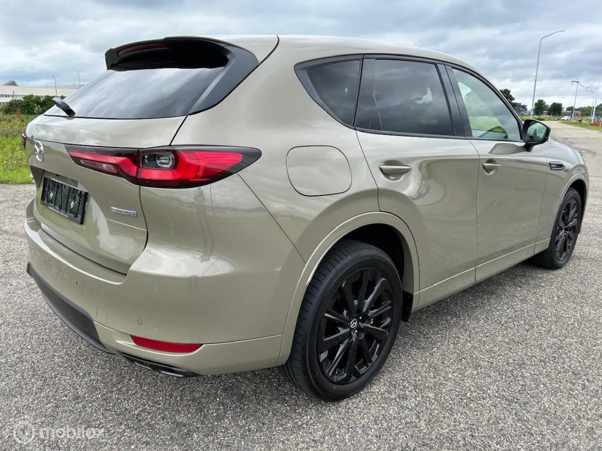 2.5 e-SkyActiv PHEV Homura Plus