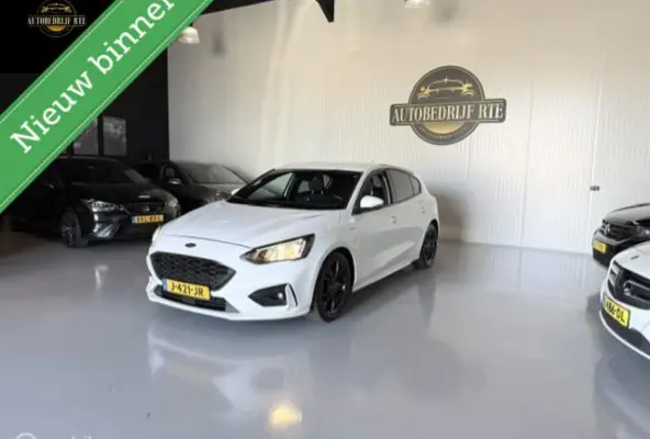 1.5 EcoBoost ST Line Business