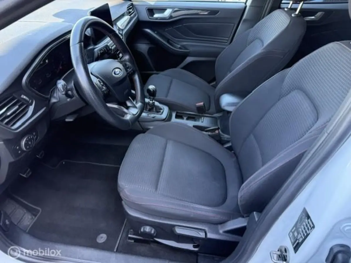 1.5 EcoBoost ST Line Business