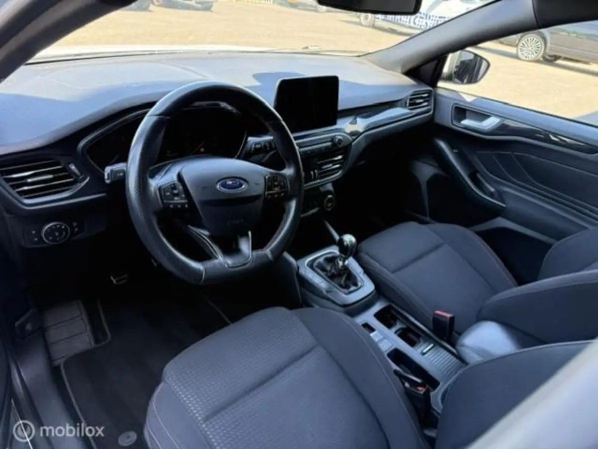 1.5 EcoBoost ST Line Business
