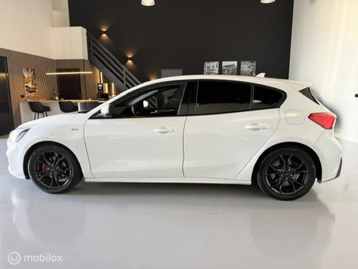1.5 EcoBoost ST Line Business