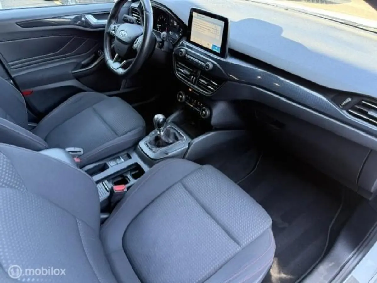 1.5 EcoBoost ST Line Business