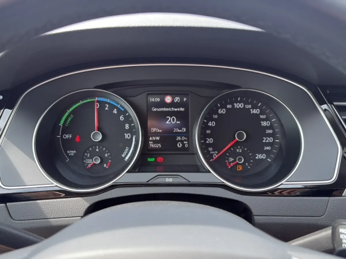 1.4 TSI GTE HALF-LEDER/CAMERA/ELEK-KLEP/ACC/STOELVERW/CARPLAY