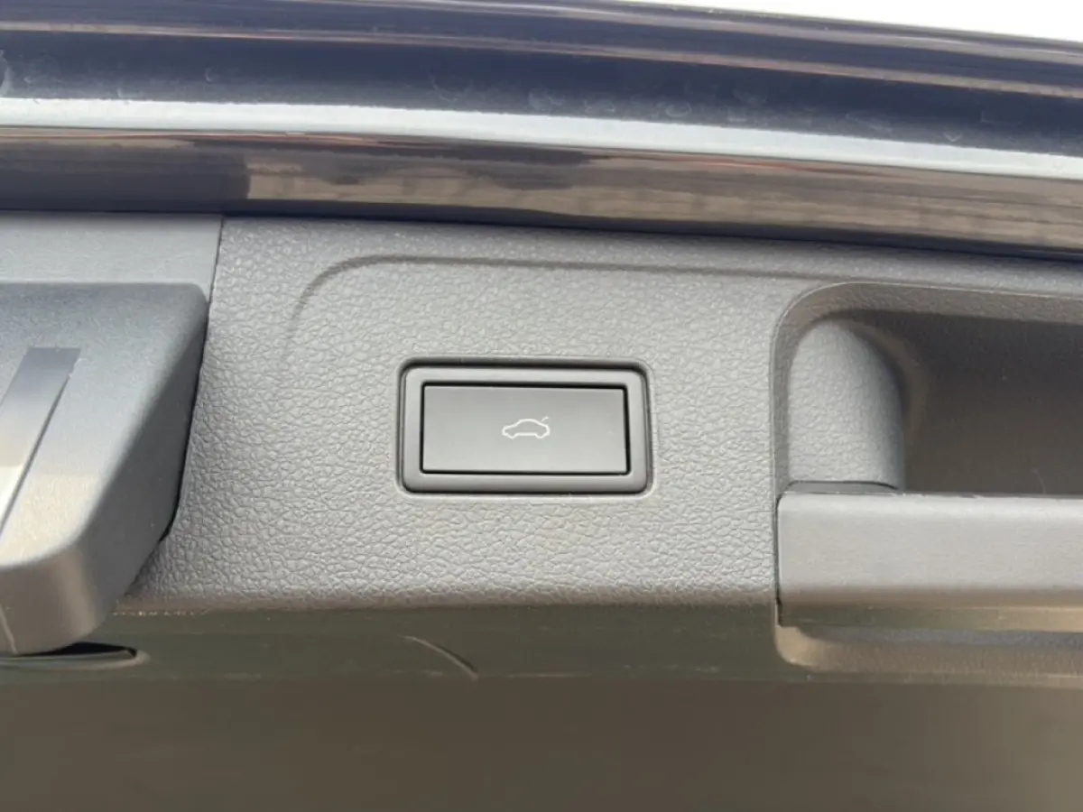 1.4 TSI GTE HALF-LEDER/CAMERA/ELEK-KLEP/ACC/STOELVERW/CARPLAY