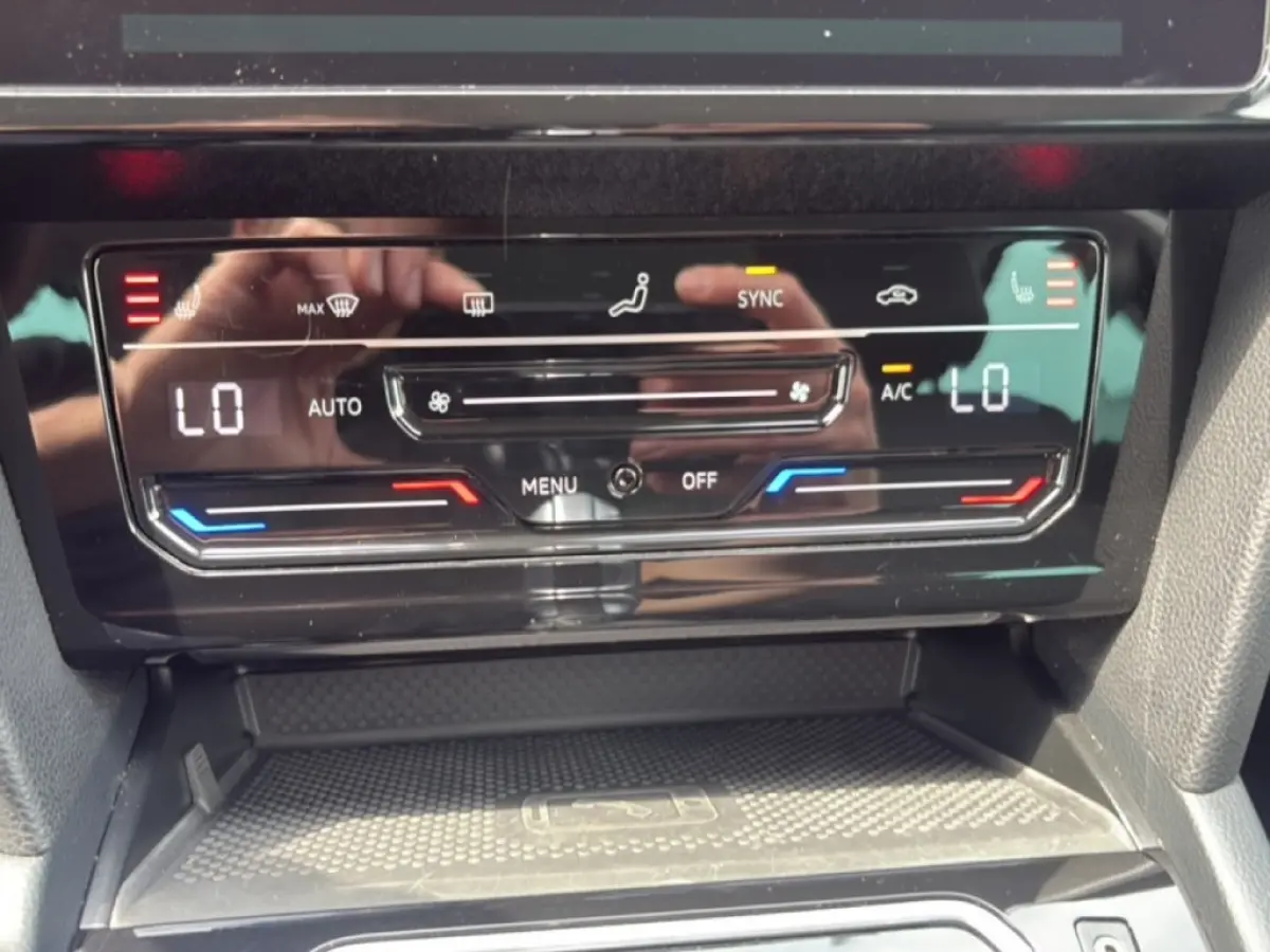 1.4 TSI GTE HALF-LEDER/CAMERA/ELEK-KLEP/ACC/STOELVERW/CARPLAY