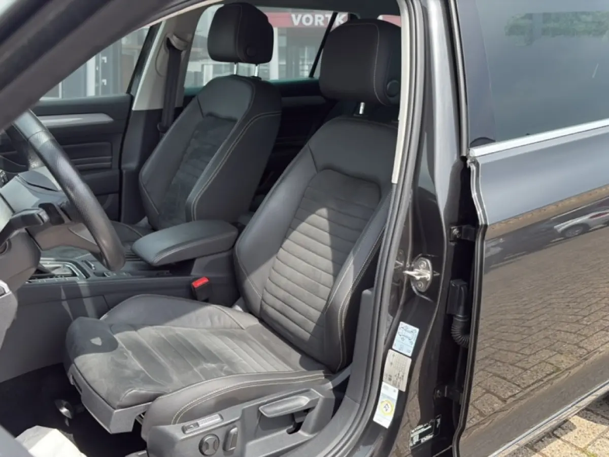 1.4 TSI GTE HALF-LEDER/CAMERA/ELEK-KLEP/ACC/STOELVERW/CARPLAY