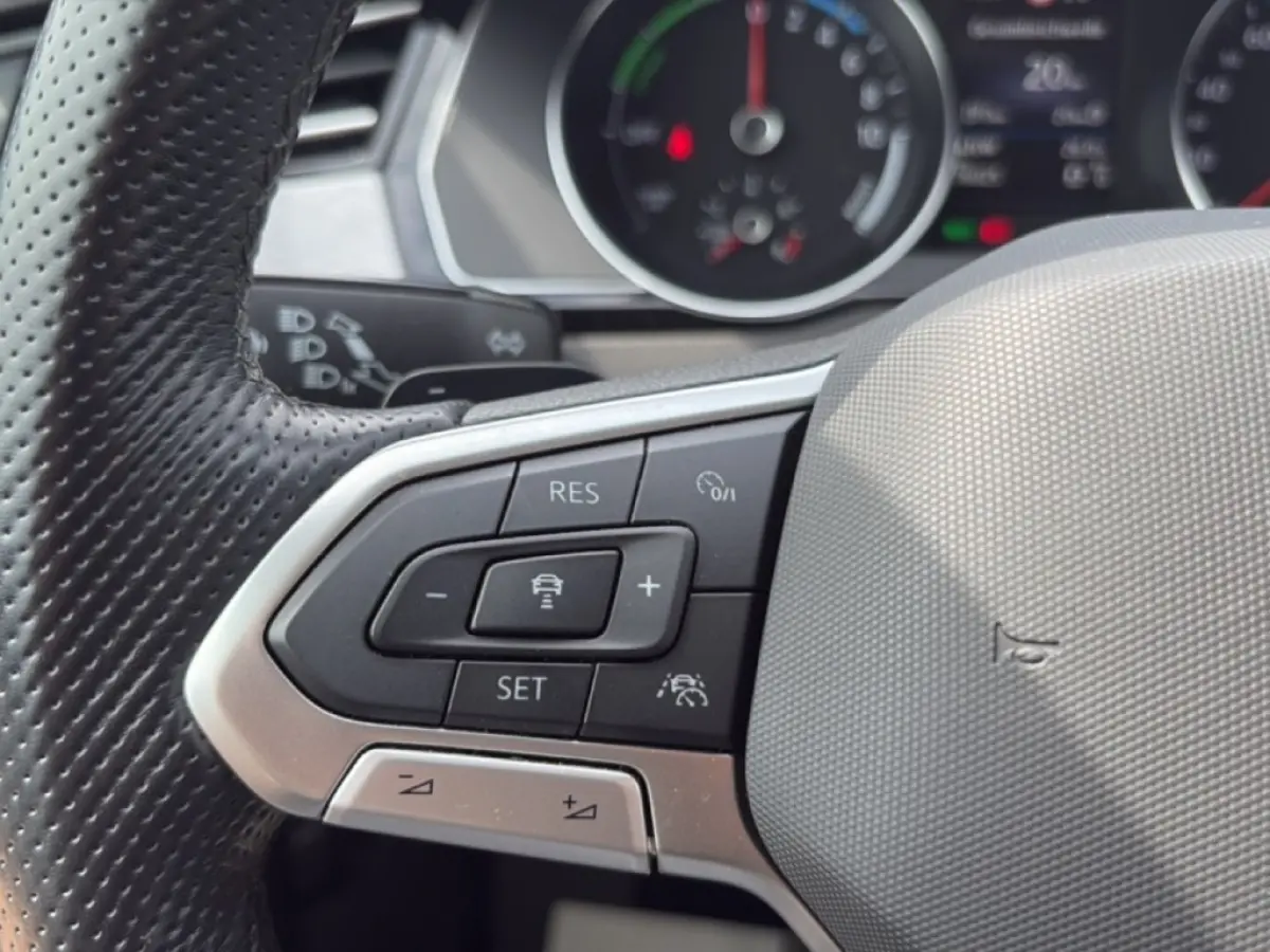 1.4 TSI GTE HALF-LEDER/CAMERA/ELEK-KLEP/ACC/STOELVERW/CARPLAY