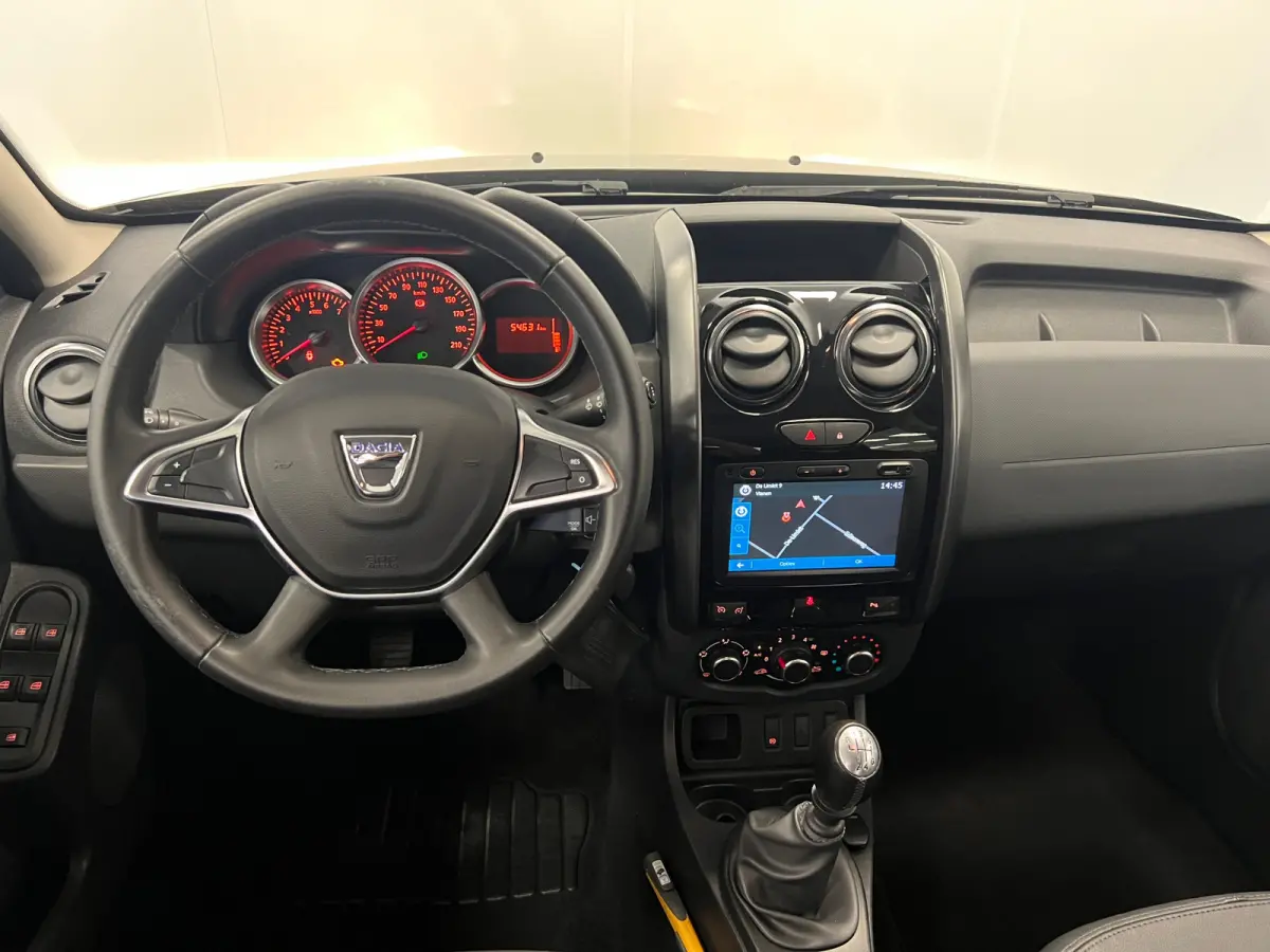 1.2 TCe 4x2 Blackshadow / Navi / 1e eig. /