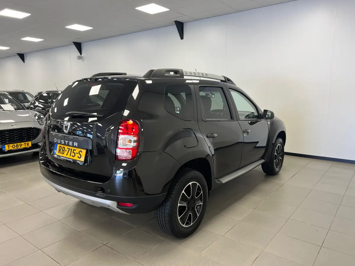 1.2 TCe 4x2 Blackshadow / Navi / 1e eig. /