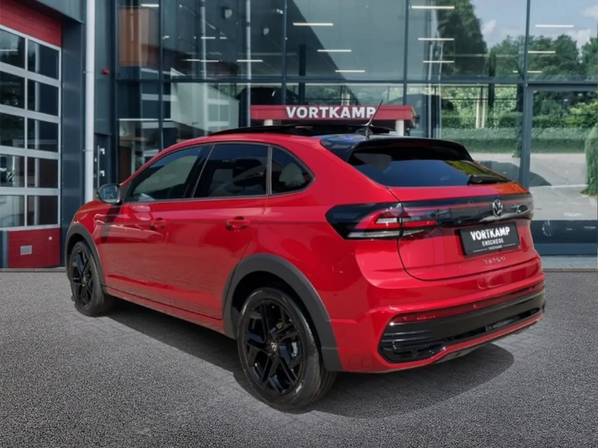 1.5 TS DSG R-LINE BLACK STYLE PANO-DAK/CAMERA/ACC/CLIMA/STOELVERW/CARPLAY