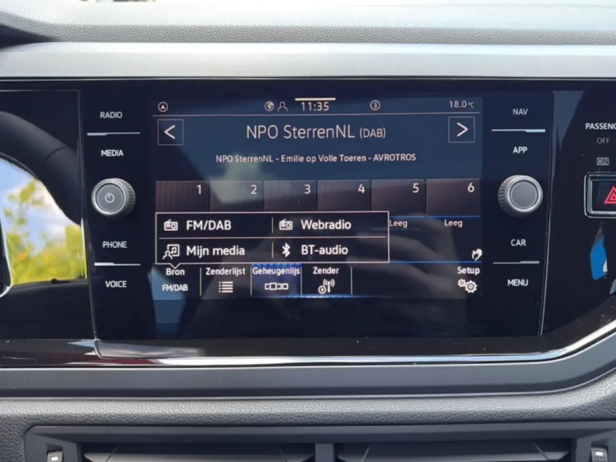 1.5 TS DSG R-LINE BLACK STYLE PANO-DAK/CAMERA/ACC/CLIMA/STOELVERW/CARPLAY