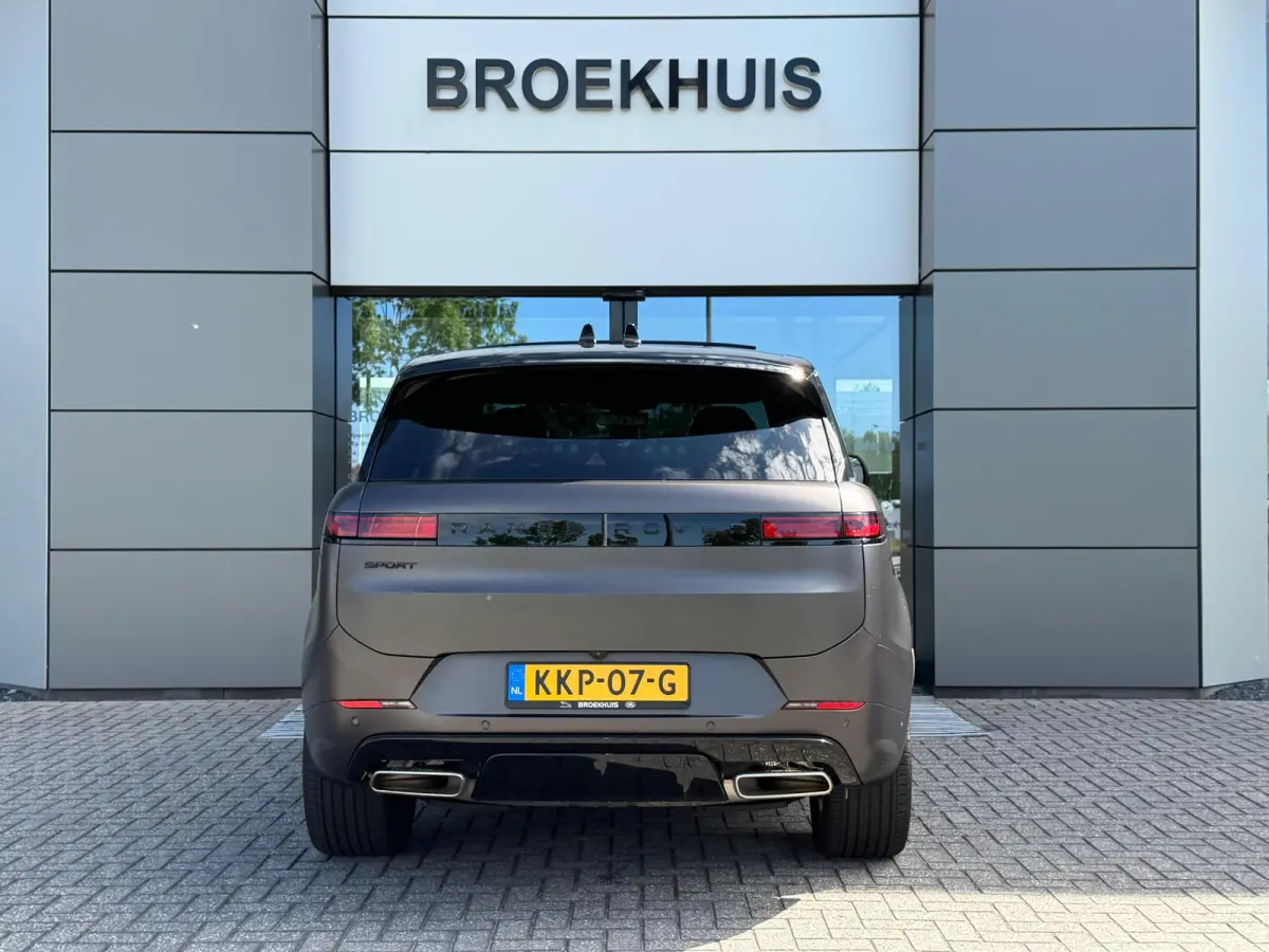 P460e Dynamic SE | Satin wrap | Head-up | 23 Inch | Meridian 3D | Black pack | Stoelkoeling | Lederen dashboard