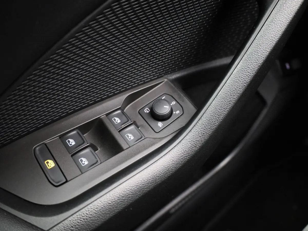 1.0 e-TSI Business Edition