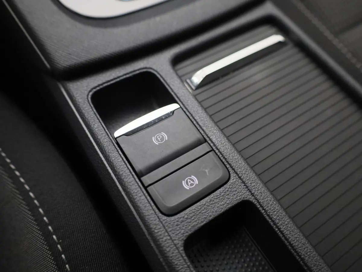1.0 e-TSI Business Edition