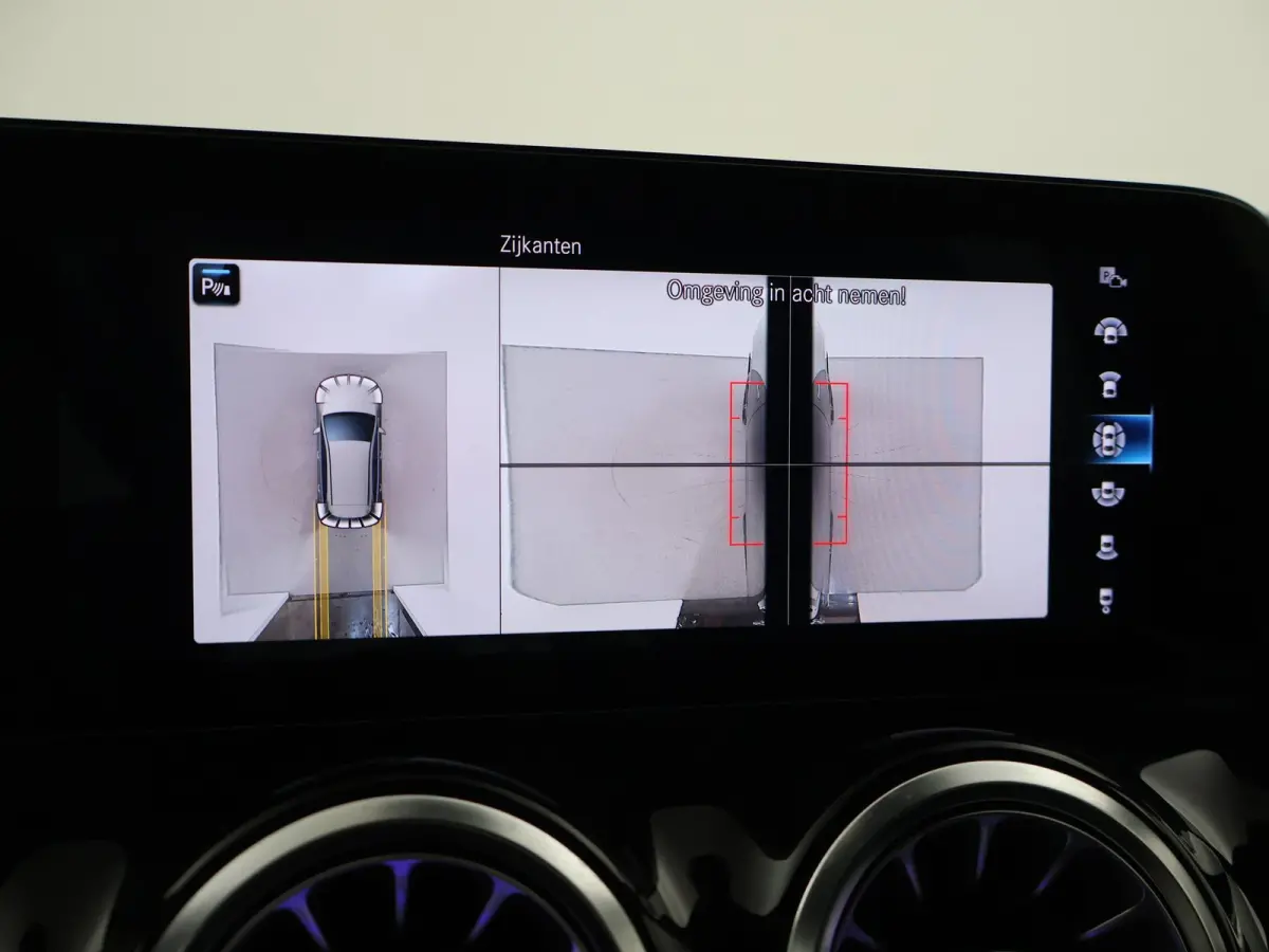 250e PREMIUM + SFEERVERLICHTING | ADAPTIVE CRUISE | 360 CAMERA | 18 INCH | WIDESCREEN