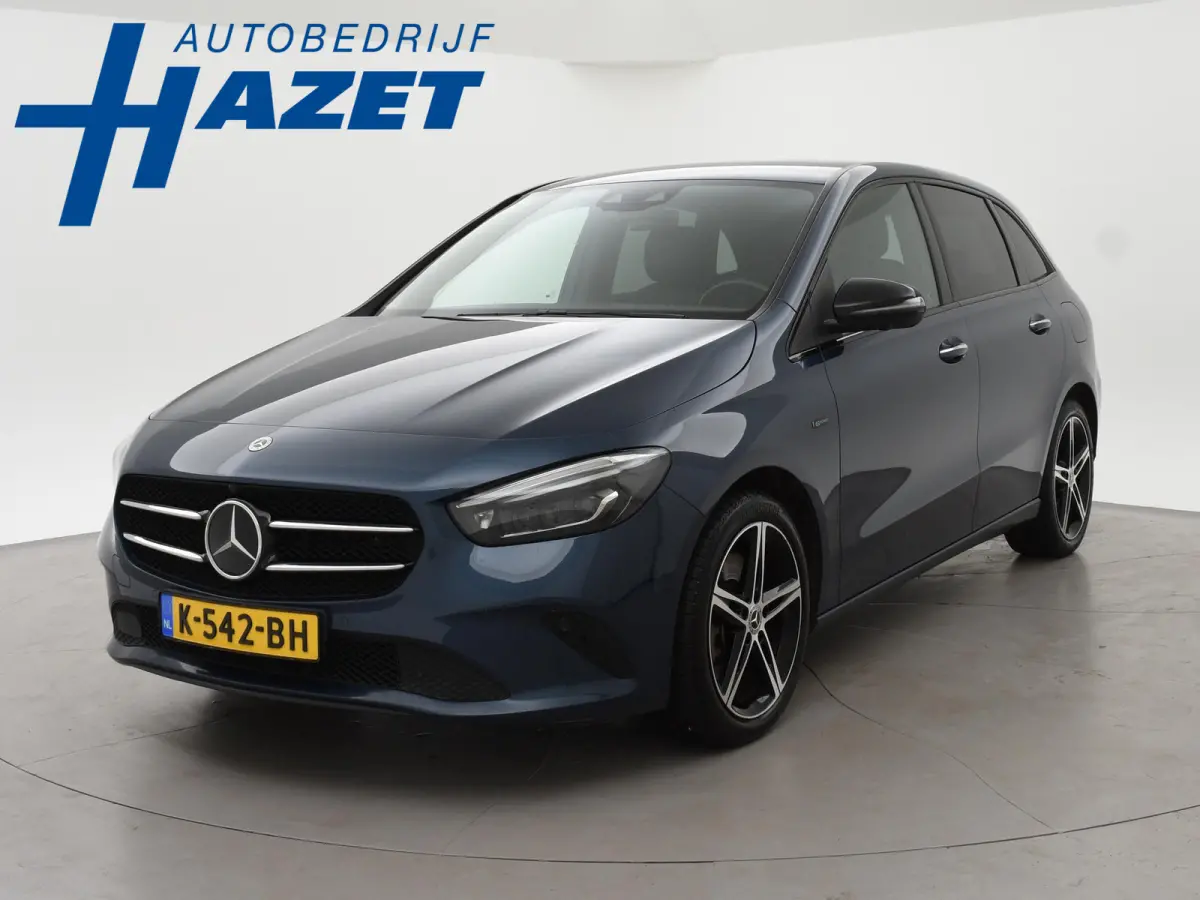 250e PREMIUM + SFEERVERLICHTING | ADAPTIVE CRUISE | 360 CAMERA | 18 INCH | WIDESCREEN