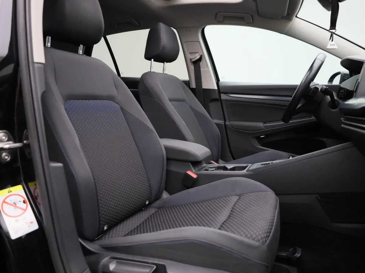 1.5 eTSI R-Line ADAPTIVE CRUISECONTROL | NAVI FULL MAP | VIRTUEEL COCKPIT | 12 MAANDEN BOVAG GARANTIE