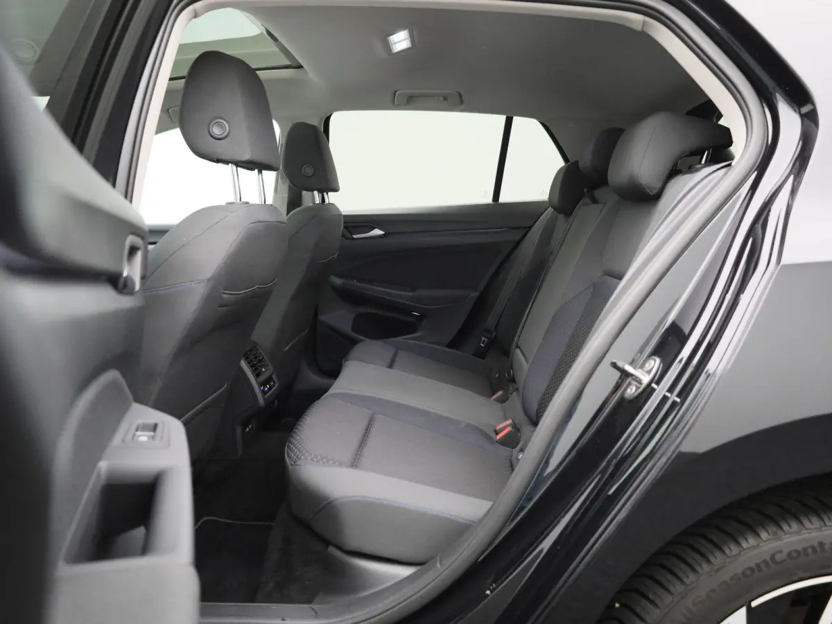 1.5 eTSI R-Line ADAPTIVE CRUISECONTROL | NAVI FULL MAP | VIRTUEEL COCKPIT | 12 MAANDEN BOVAG GARANTIE