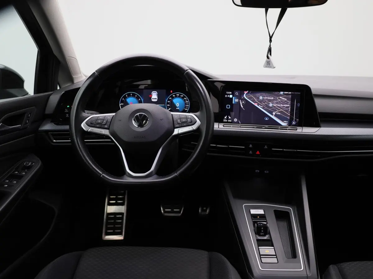 1.5 eTSI R-Line ADAPTIVE CRUISECONTROL | NAVI FULL MAP | VIRTUEEL COCKPIT | 12 MAANDEN BOVAG GARANTIE