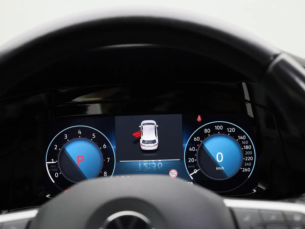 1.5 eTSI R-Line ADAPTIVE CRUISECONTROL | NAVI FULL MAP | VIRTUEEL COCKPIT | 12 MAANDEN BOVAG GARANTIE