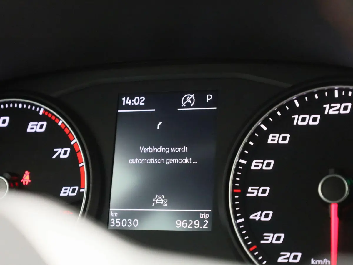 1.0 EcoTSI FR | DEMO | AUTOMAAT | APPLE CARPLAY - ANDROID AUTO | BEATS AUDIO | CLIMATE CONTROL | CRUISE CONTROL | PARKEERSENSOREN | LED | LICHTMETALEN VELGEN |