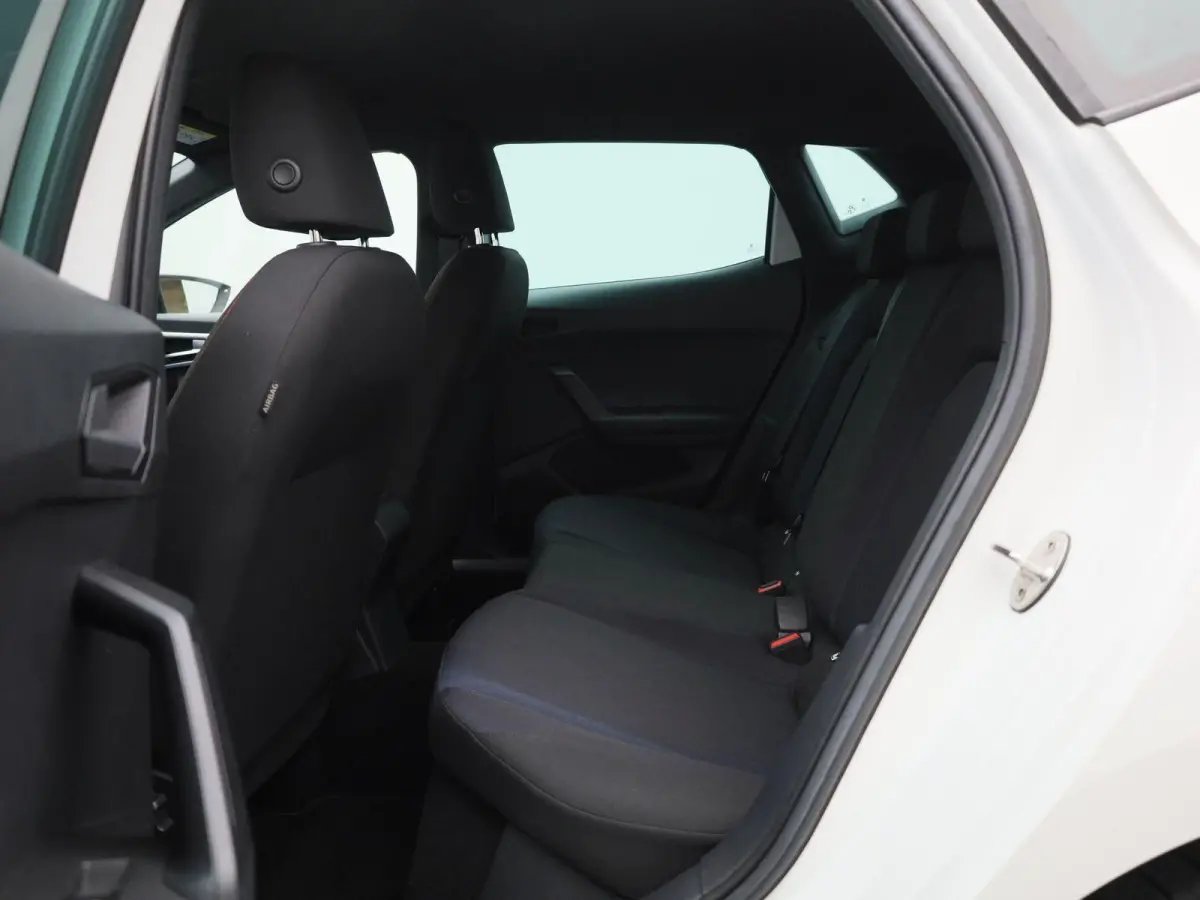 1.0 EcoTSI FR | DEMO | AUTOMAAT | APPLE CARPLAY - ANDROID AUTO | BEATS AUDIO | CLIMATE CONTROL | CRUISE CONTROL | PARKEERSENSOREN | LED | LICHTMETALEN VELGEN |