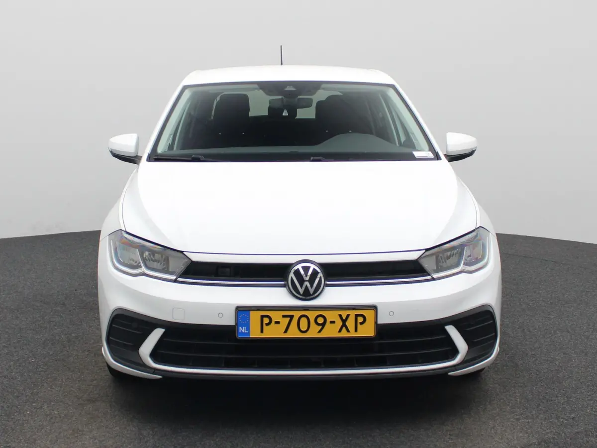 1.0 TSI Life Business 95pk | Navigatie | Apple Carplay/Android Auto | Cruise control adaptief | Digital Cockpit Pro | Climatronic (automatische airco) | Parkeer sensoren voor en achter | sto