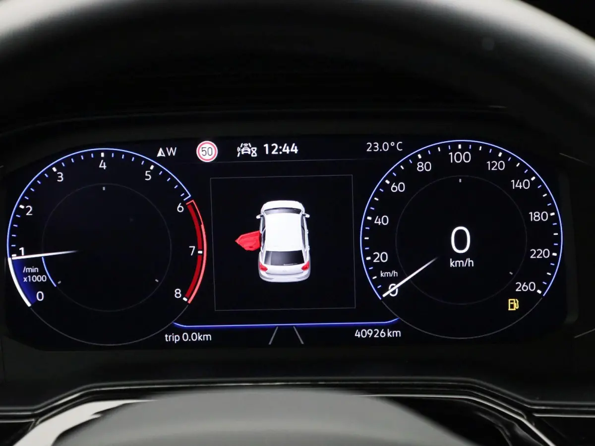 1.0 TSI Life Business 95pk | Navigatie | Apple Carplay/Android Auto | Cruise control adaptief | Digital Cockpit Pro | Climatronic (automatische airco) | Parkeer sensoren voor en achter | sto