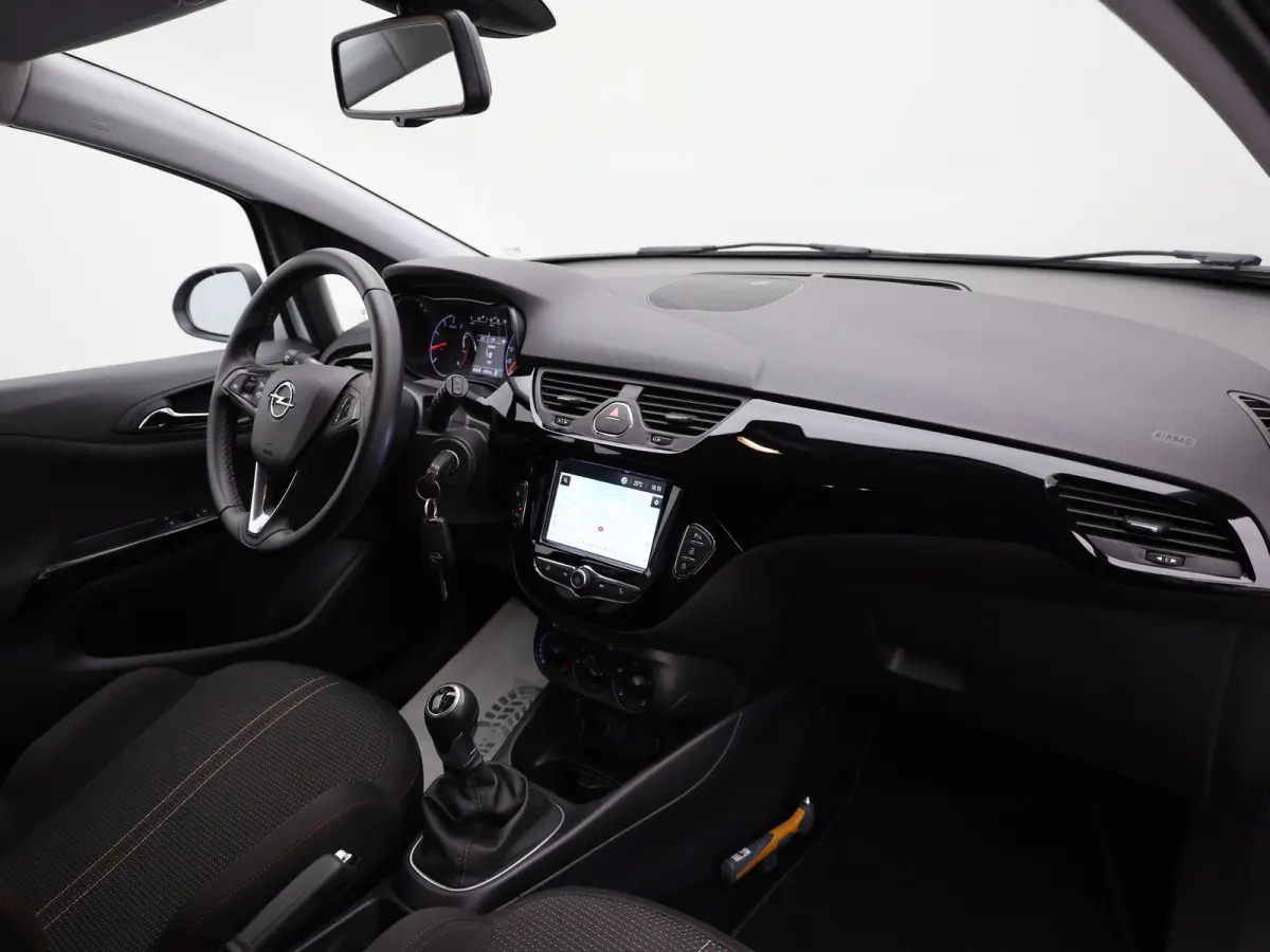 1.0 Turbo 90Pk Online Edition | Camera | Apple Carplay/ Android Auto | Prijs Rijklaar!!