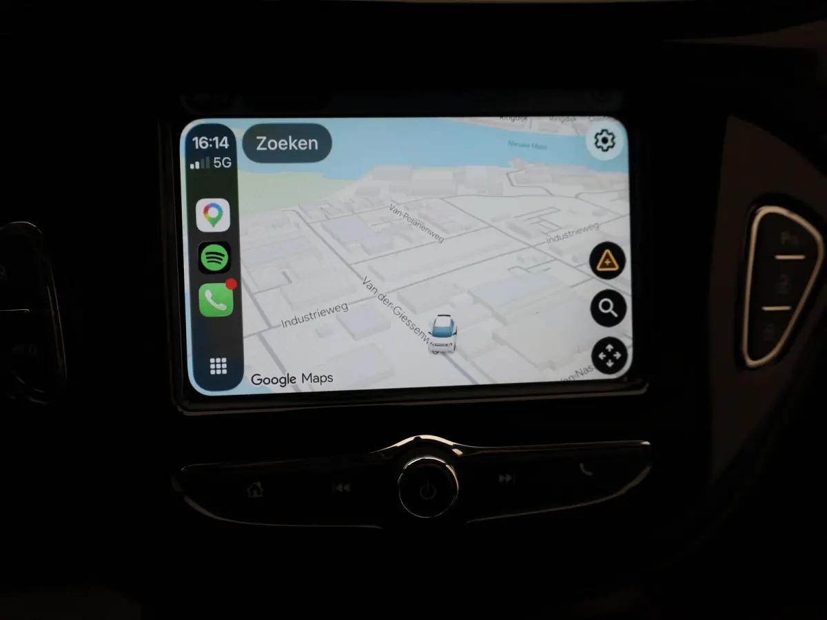 1.0 Turbo 90Pk Online Edition | Camera | Apple Carplay/ Android Auto | Prijs Rijklaar!!