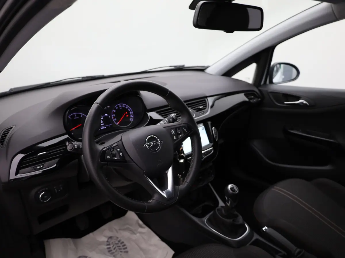 1.0 Turbo 90Pk Online Edition | Camera | Apple Carplay/ Android Auto | Prijs Rijklaar!!
