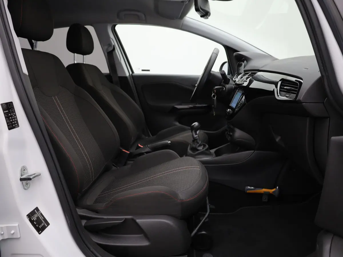 1.0 Turbo 90Pk Online Edition | Camera | Apple Carplay/ Android Auto | Prijs Rijklaar!!