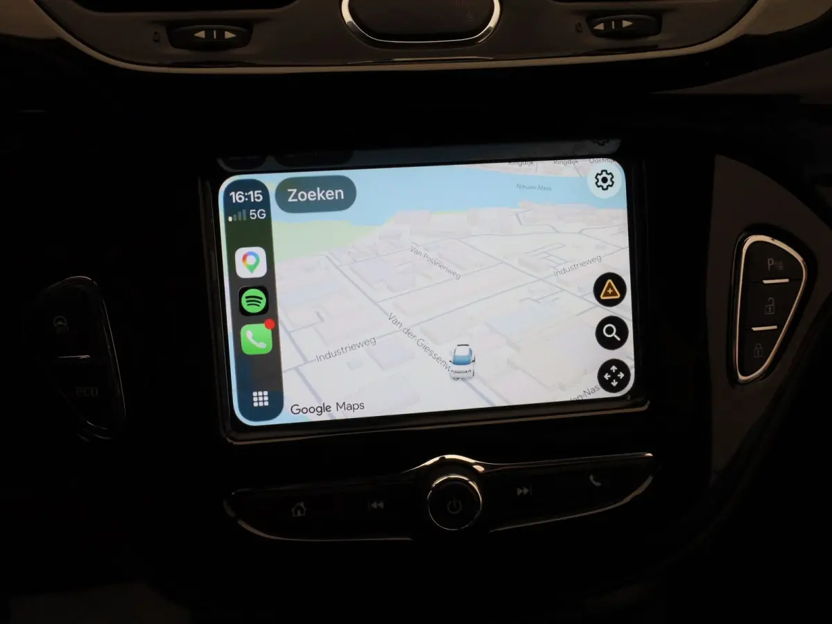 1.0 Turbo 90Pk Online Edition | Camera | Apple Carplay/ Android Auto | Prijs Rijklaar!!