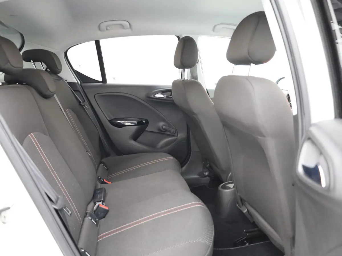 1.0 Turbo 90Pk Online Edition | Camera | Apple Carplay/ Android Auto | Prijs Rijklaar!!