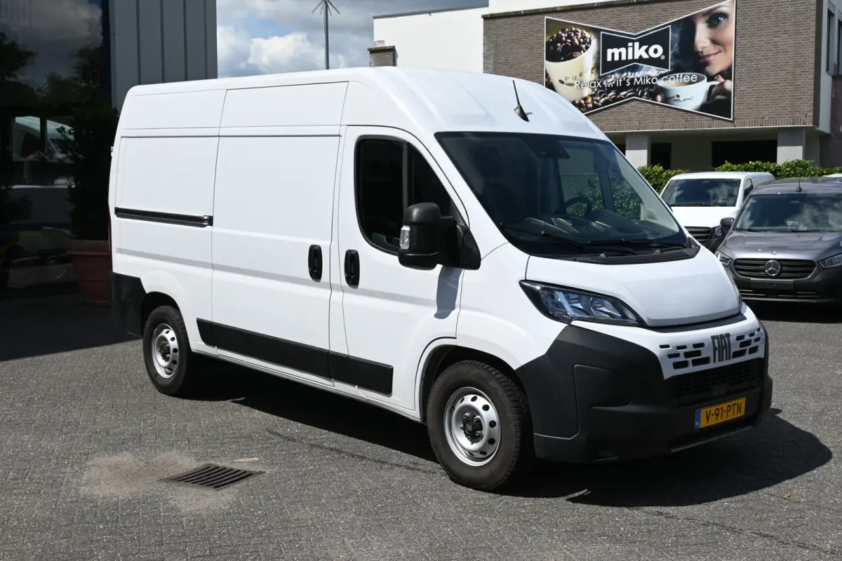 L2H2 2.2 MultiJet 140 pk 3.5t Camera, Cruise control, 270 Graden deuren