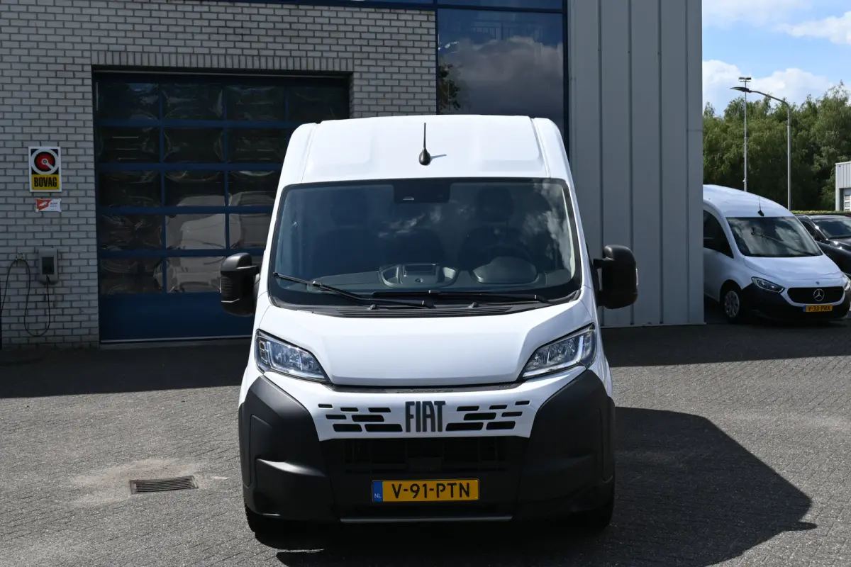 L2H2 2.2 MultiJet 140 pk 3.5t Camera, Cruise control, 270 Graden deuren