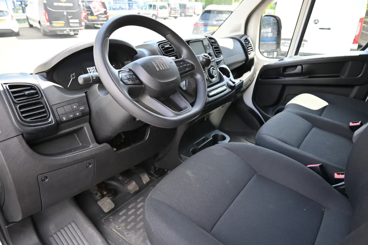 L2H2 2.2 MultiJet 140 pk 3.5t Camera, Cruise control, 270 Graden deuren
