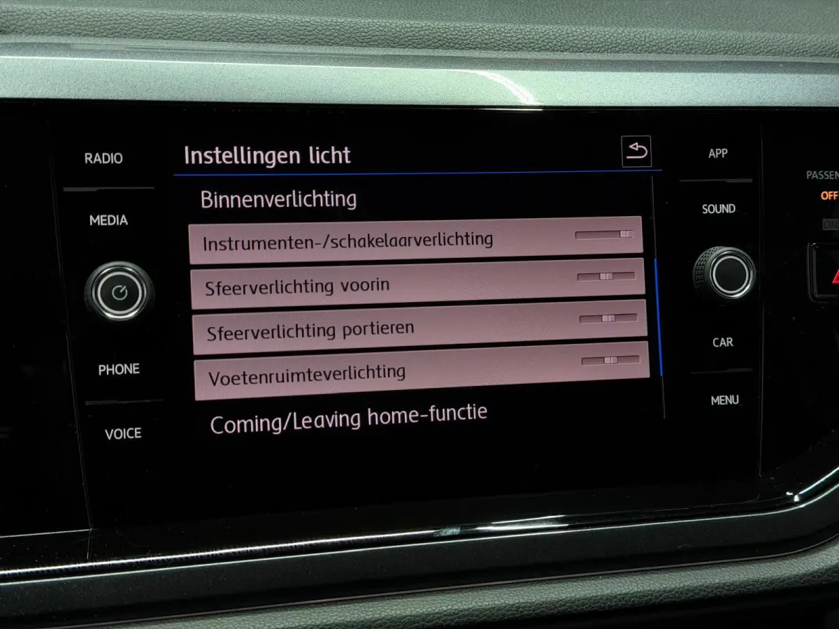 1.6 TDI Comfortline Business R Line LED
