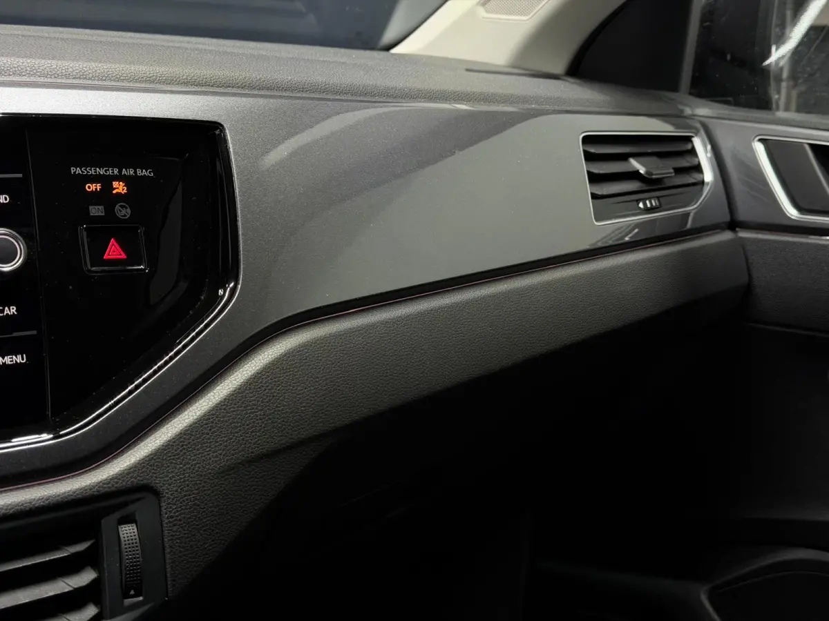 1.6 TDI Comfortline Business R Line LED