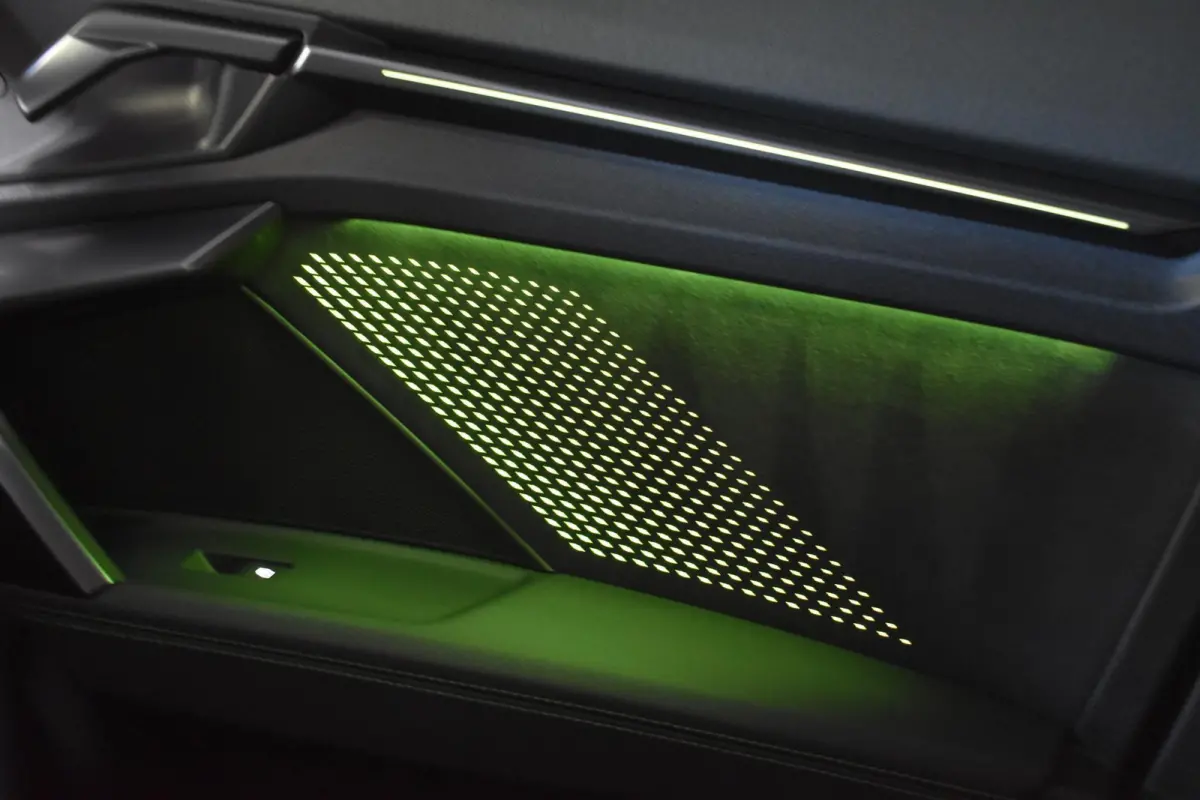 2.5 TFSI RS 3 quattro Hulk Sonos HUD Pano